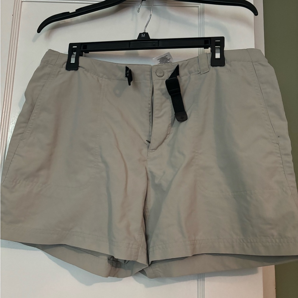 Columbia Shorts size 14